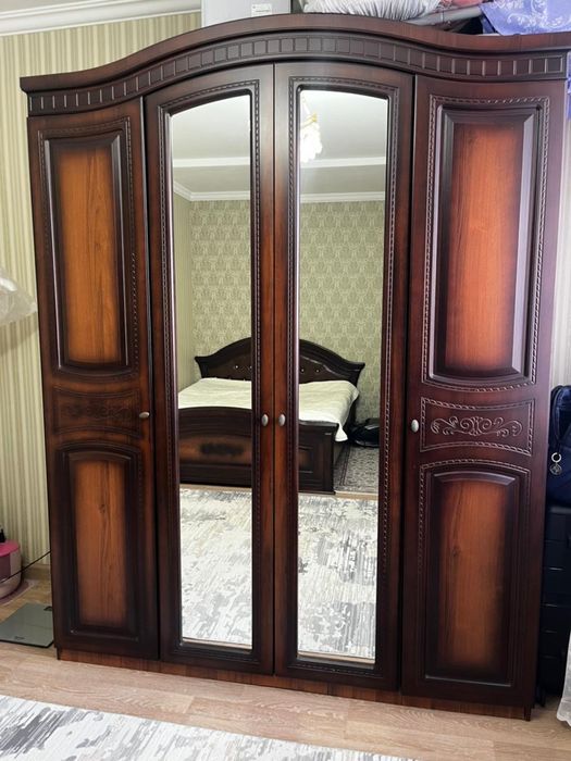 Продам шкаф+спальный