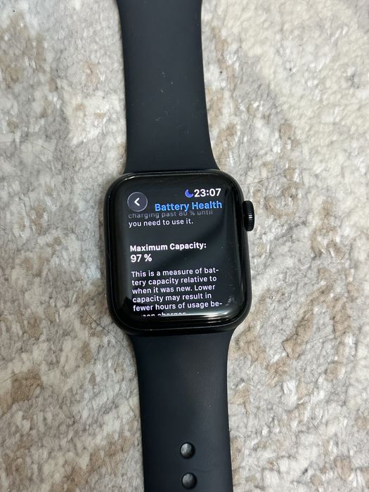 Apple Watch SE gen2 2024 S/M 40mm