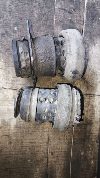 Опоры двигателя гольф 3, венто, подушки двигателя