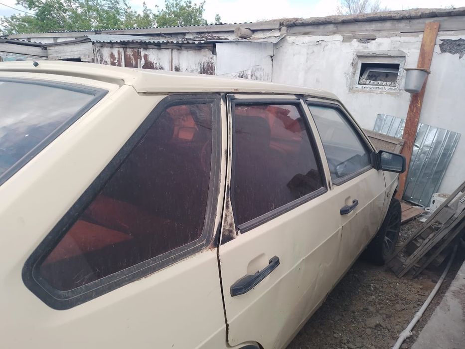 Продам ВАЗ-2109 не находу