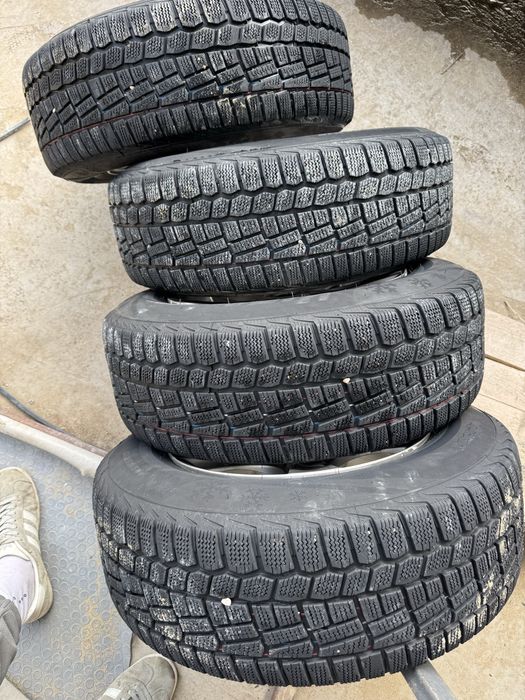 Продам диски на зимней резине