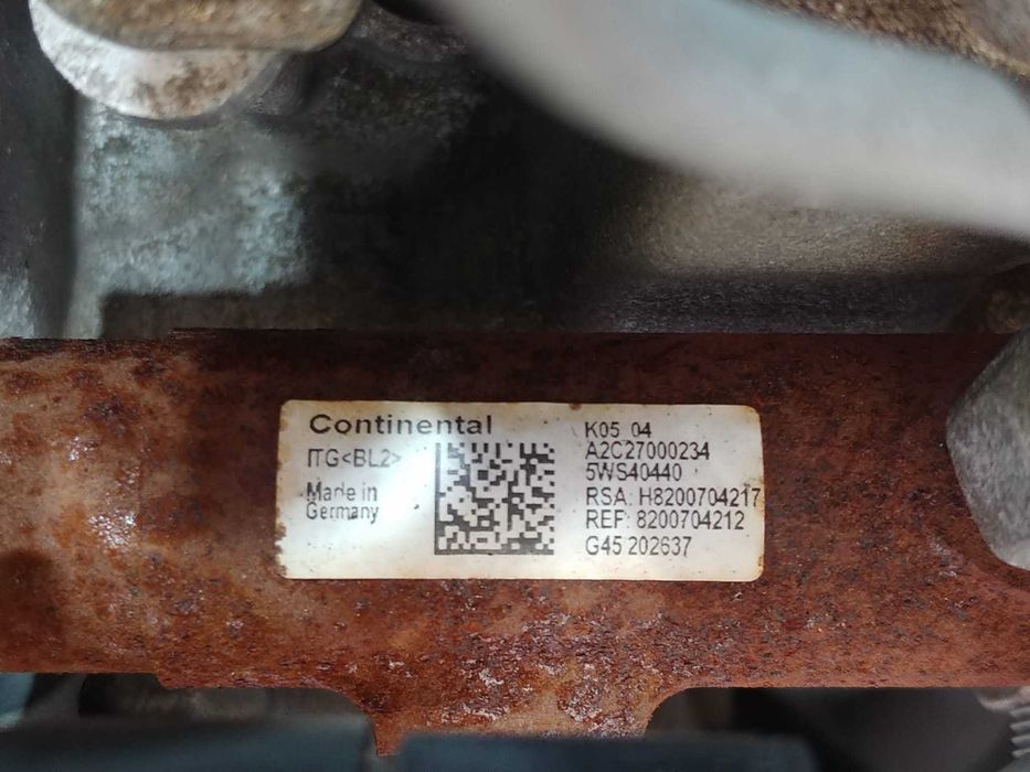 Rampa injectoare 1.5 dci dacia duster nissan qashqai renault scenic 3 clio 3 megane 3 8200704212