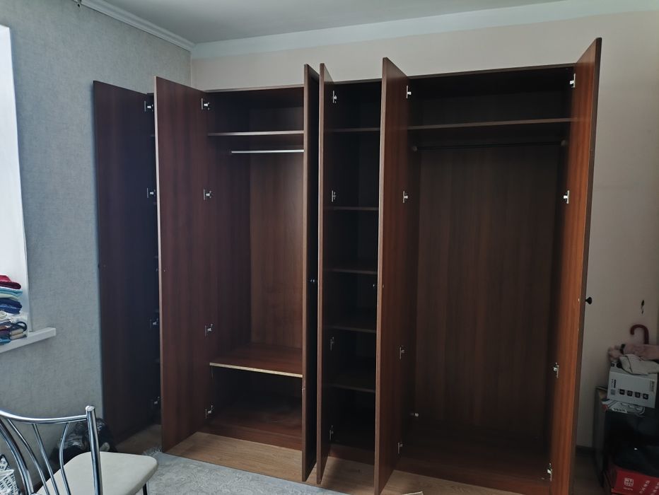 Продам шкаф. Срочно