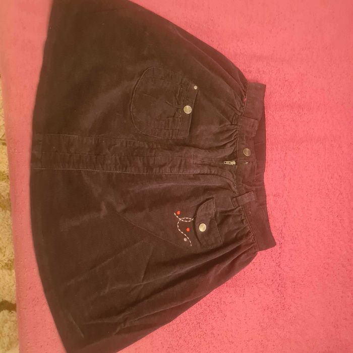 Fusta fete 110 cm gri inchis catifea subtire raiata noua fara eticheta