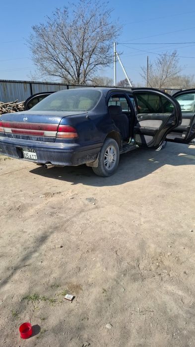 Машина сатылады.