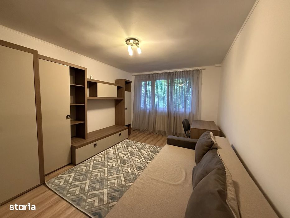 Inchiriez apartament cu 2 camere, decomandat, la doar 5 minute de UMF