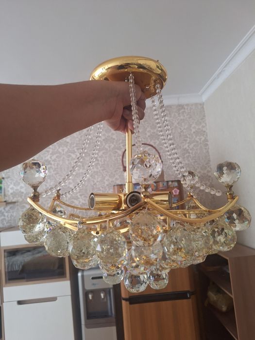 Люстра  4 штук  продаются