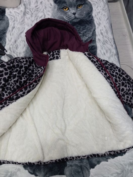 Куртка на девочку