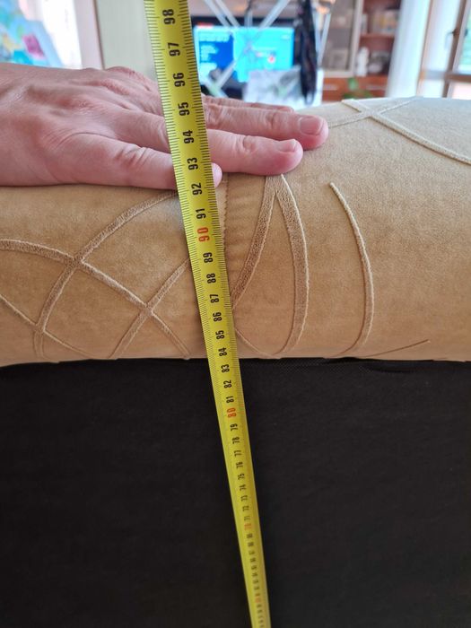 Продавам разтегателен диван с табуретки