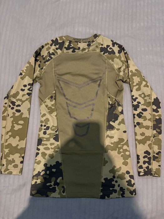 Компресивна блуза Nike (camo)