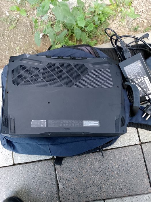 Ноутбук игровой продаю