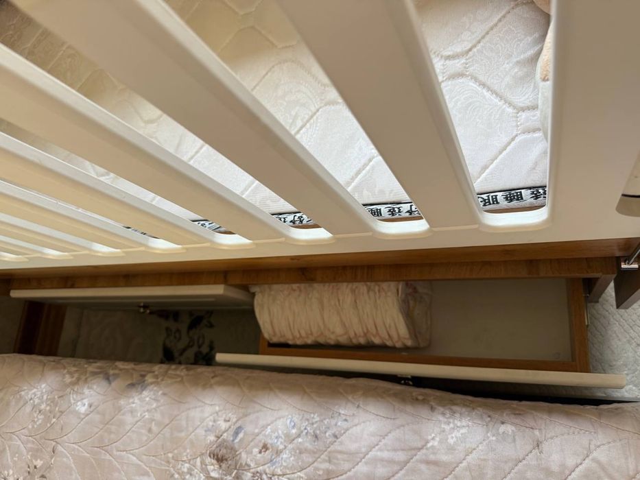 Срочно продаю детскую кроватку