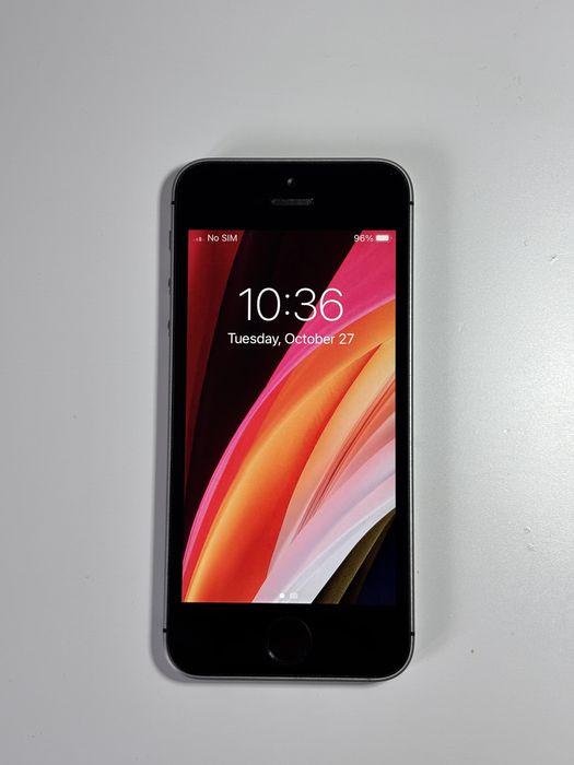 iPhone SE Space Gray