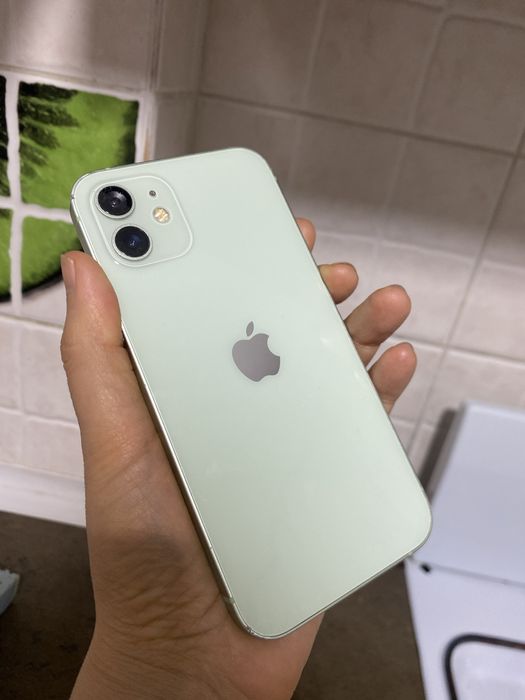 Iphone 12  128гб 80%