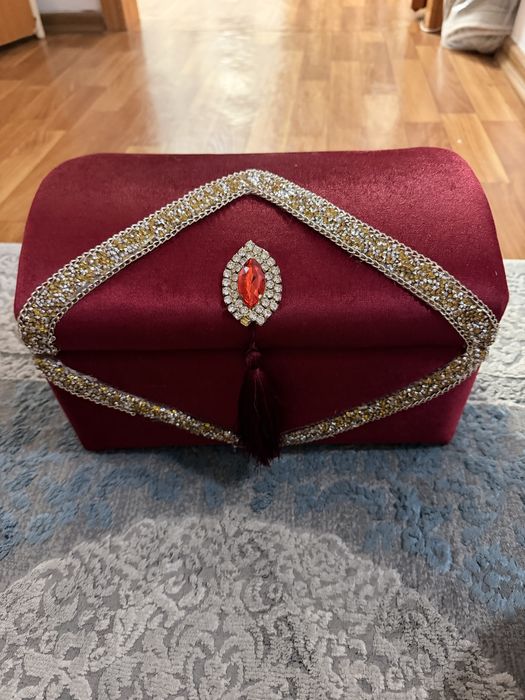 Продам новый сундук