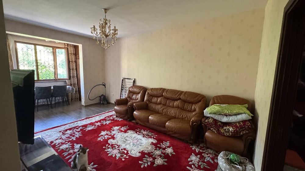 Продам 2 комнатную квартиру