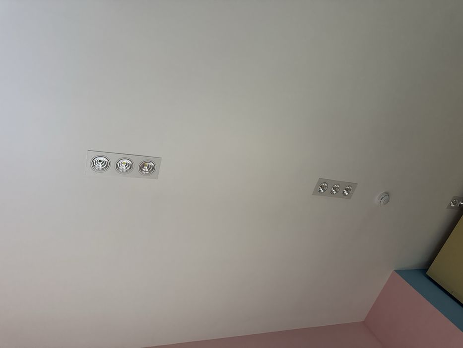 Продается люстра и голаген