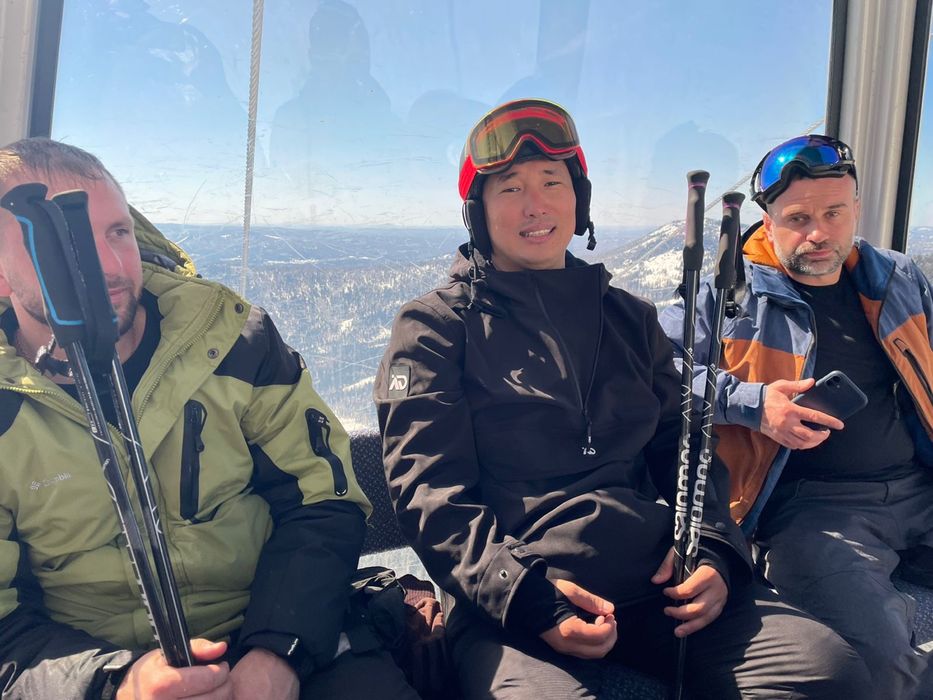 Гранит, моамор, травертин