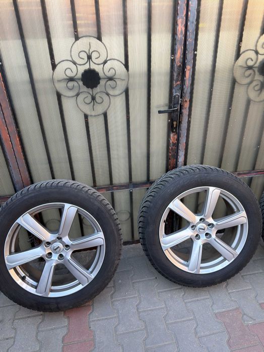 Jante aliaj R19 OEM Volvo XC 90/60/40, S60/90, V90, Ford + anvelope