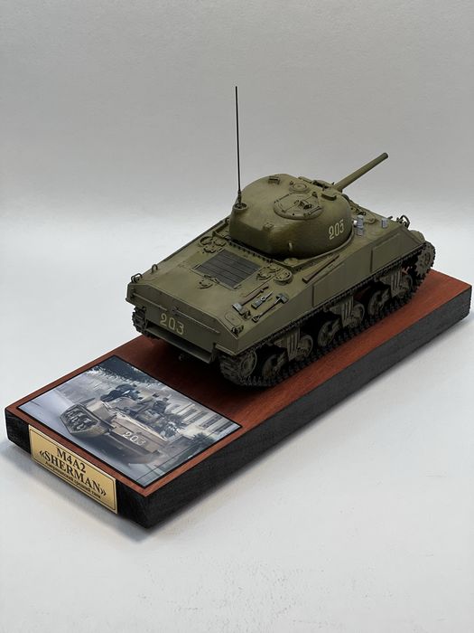 Модель американского танка M4A2. Масштаб 1/35