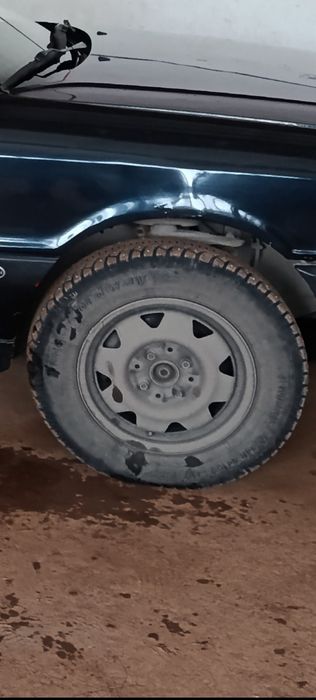 Продам калёса ауди 80 b3