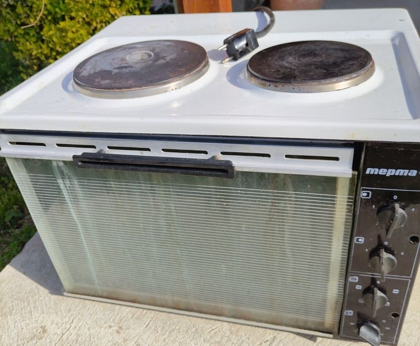 Полилей - тройка, готварски печки, сешоар.