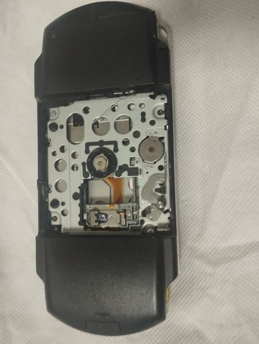 Assalom alekum Psp Sotiladi Original Fat 1000 model