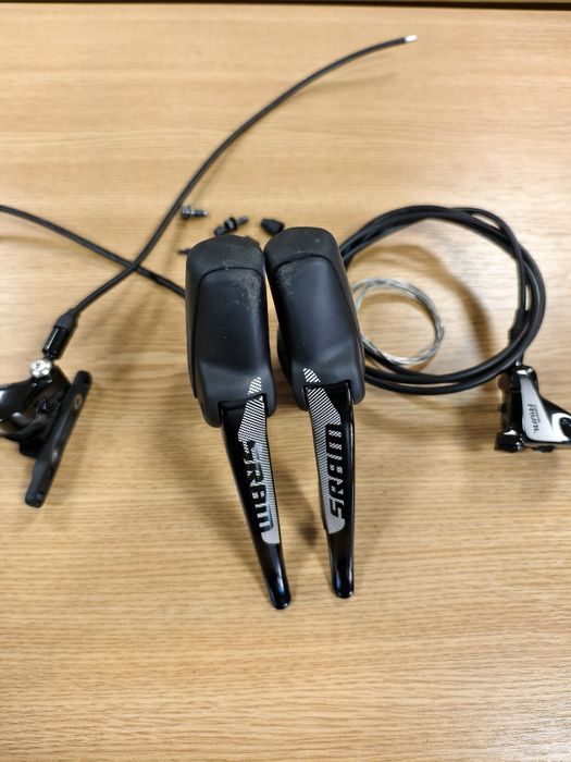 Команди SRAM Rival 22 DoubleTap BrakeLever/Shifter/Flat Mount 1x11-sp