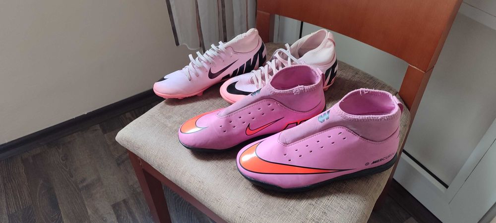 Nike Mercurial Superfly 9 Club FG/MG Junior - розово Размер 35,5 см и Nike Mercurial Superfly 10 Club TF Junior размер 38,5