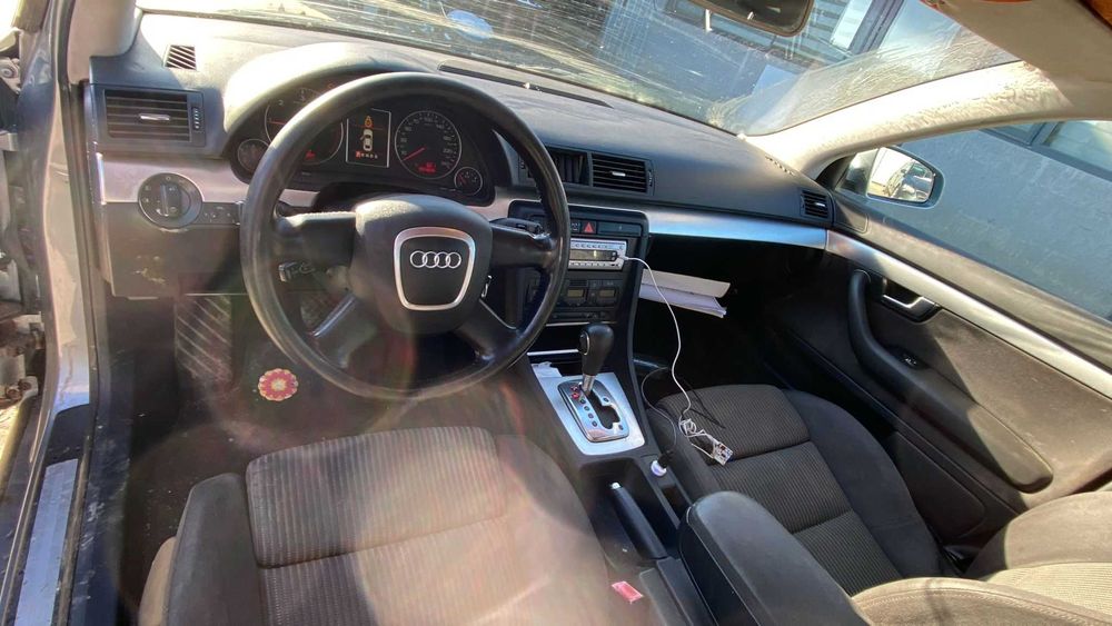 Fata completa / Piese dezmembrari Audi A4 B7 BREAK 2.0TDI BLB automat