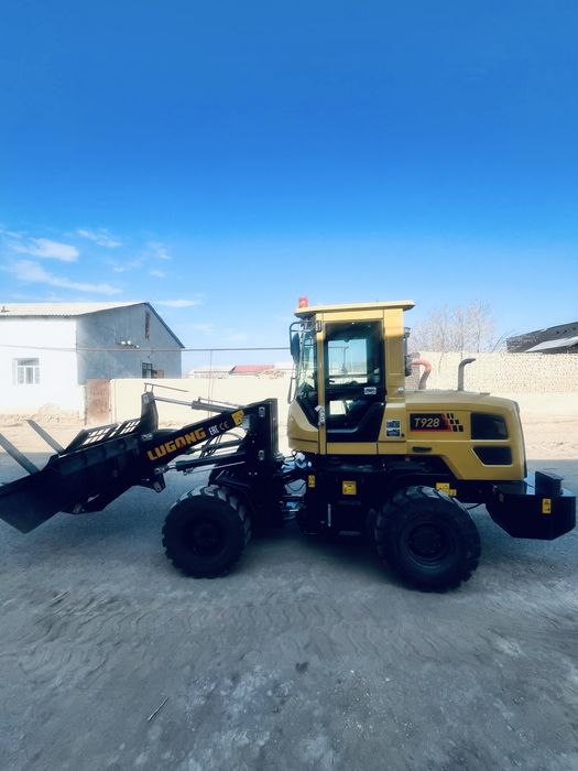 Мини погрузчик 1куб