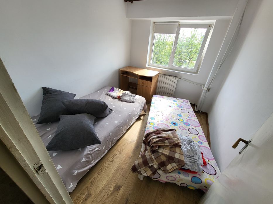 Inchriez Apartament 4 camere - Cernavoda