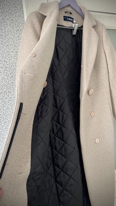 Продам зимнее пальто