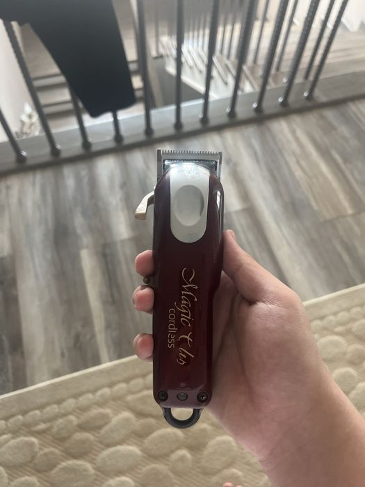 Продам машинку Wahl Magic clip срочно