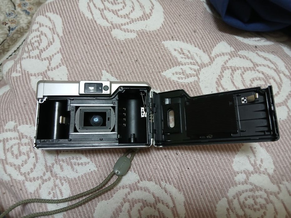 Фотоаппарат Konica