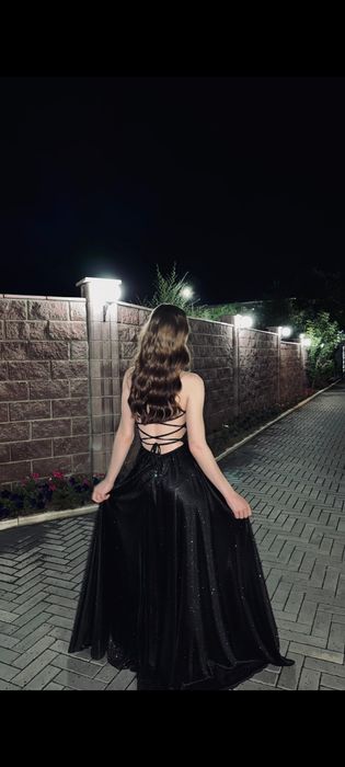 Продам вечерние платья