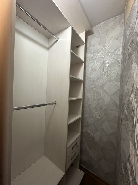 Шкаф для хранения вещей б/у