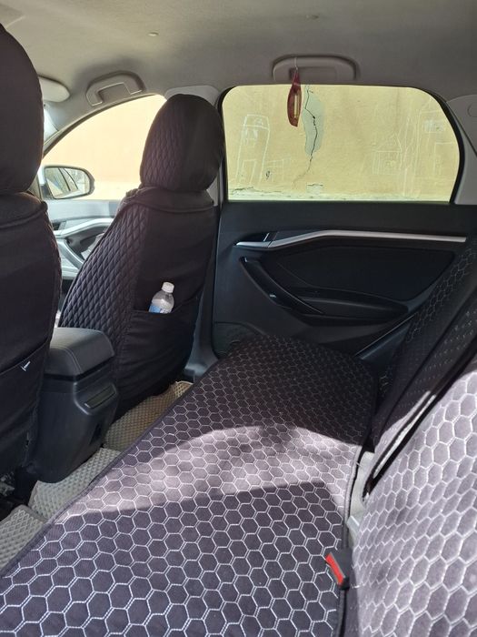 Лада веста sw 2018 год