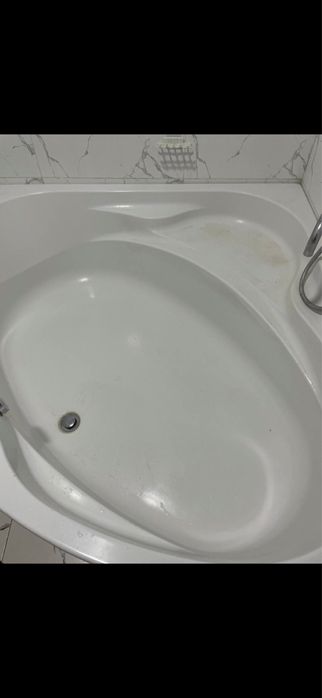 Угловая ванна 135х135