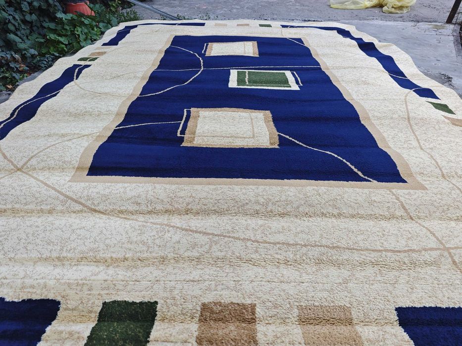 Ковёр 2,5x3,5 м. и ковровая дорожка 3,7x1,2 м.