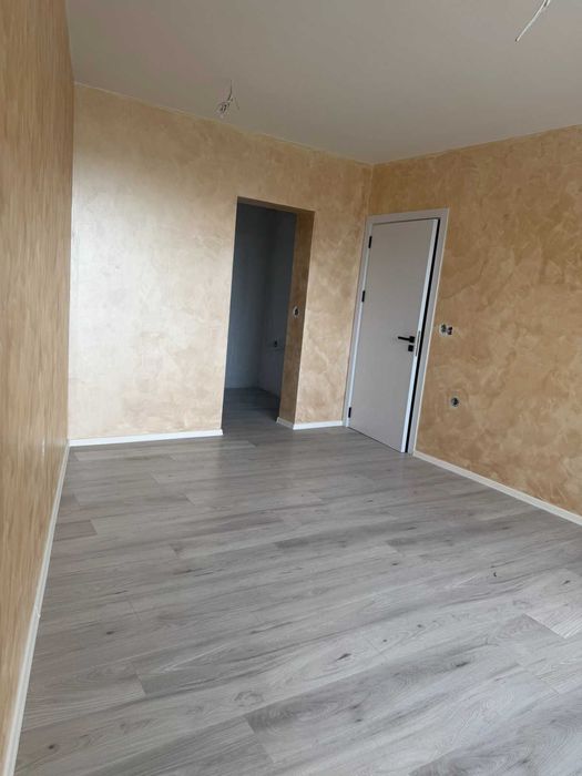 Продава се Двустаен апартамент в Плевен, Широк център - 73 кв.м за 753 €/кв.м - Снимка #5