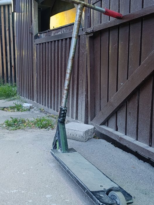 Самокат трюкавой