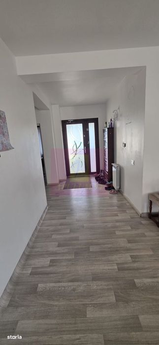 Vila cu 5 camere de închiriat în Câmpina