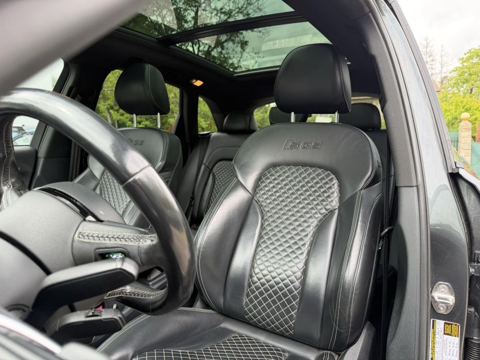 Audi SQ5 15 900 € ; 167000 км