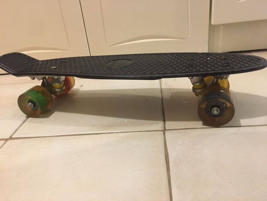 Vand Skateboard copii cu roti luminate