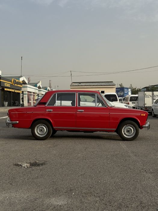 Vaz 2103 sotiladi