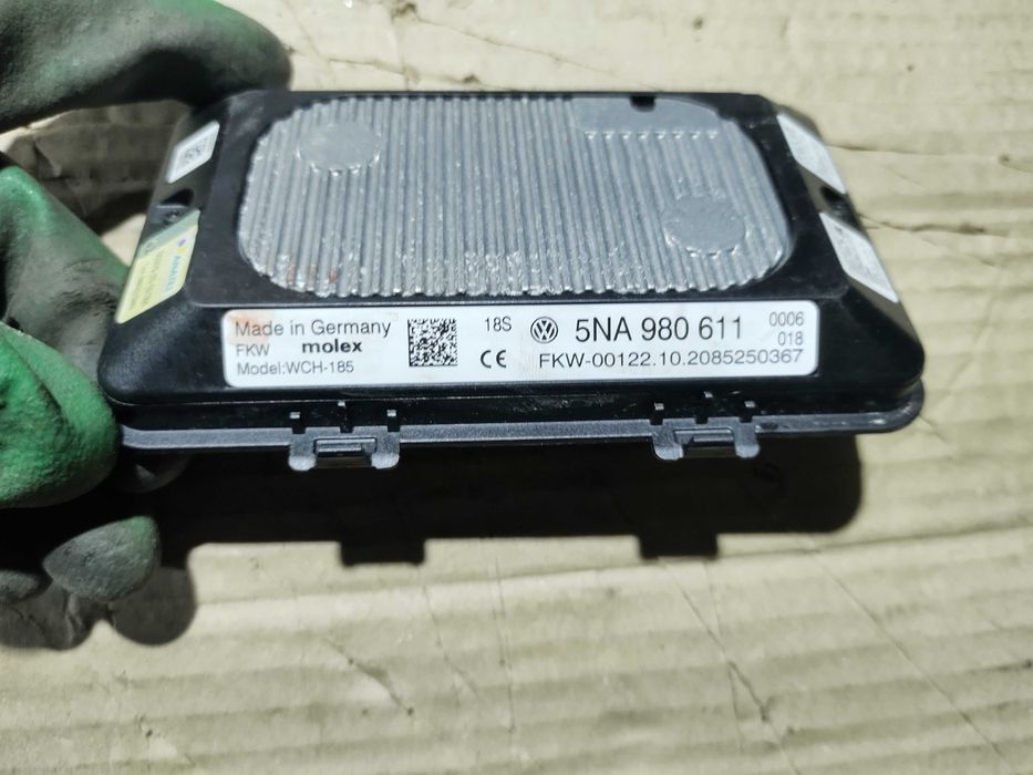 Безжично Зарядно VW ID.3 E11 pro Wirelless charger