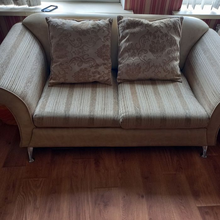 Продам мехкий уголок тройка