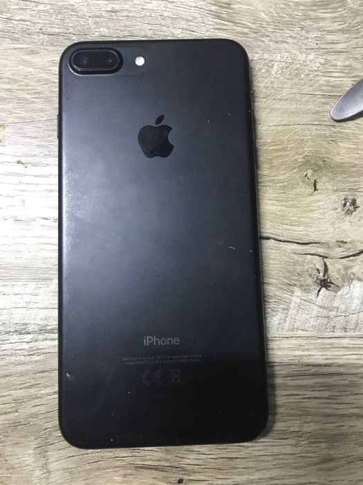Iphone 7 plus 32gb black