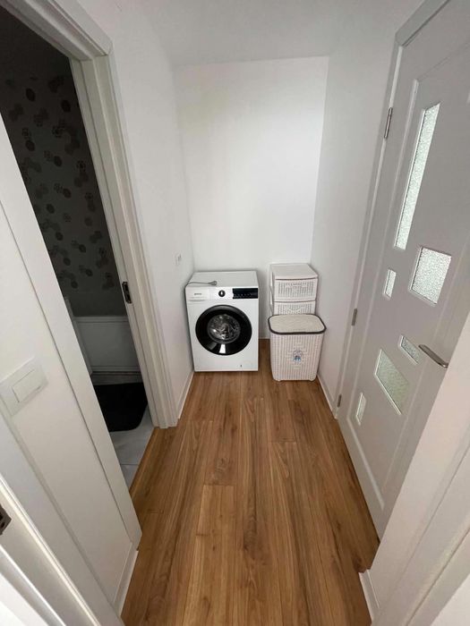 Ofer spre inchiriere apartament 3 camere, Valenii de Munte ! Pentru mai multe detalii privat.